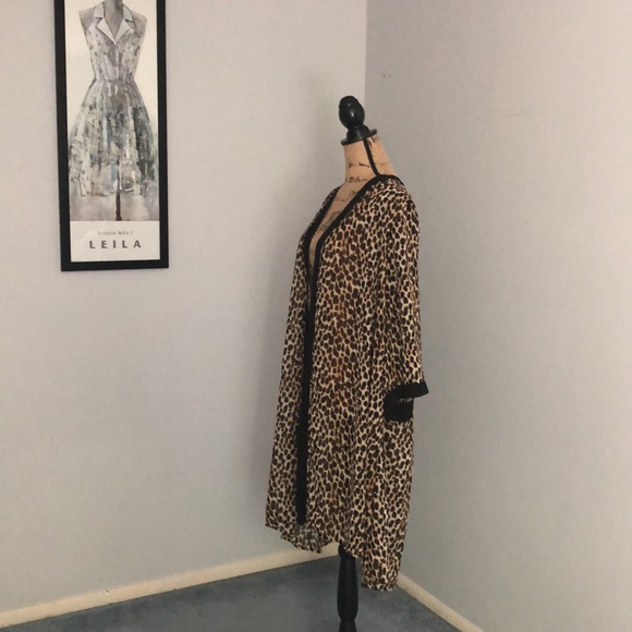 Torrid Swim Coverup Kimono Animal Print NWT - Picture 3 of 11